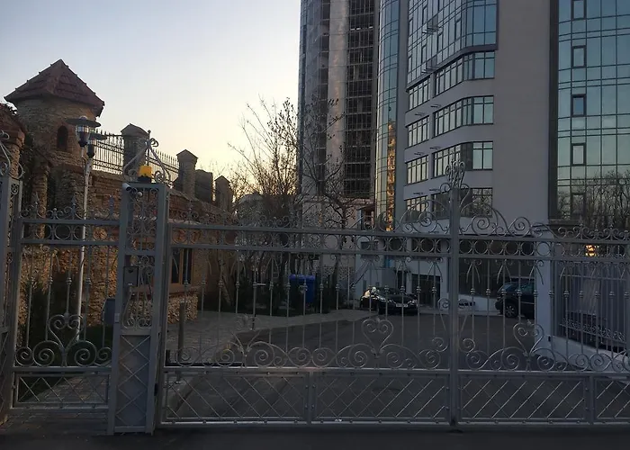 Arcadia Gagarin Plaza 公寓 敖德萨